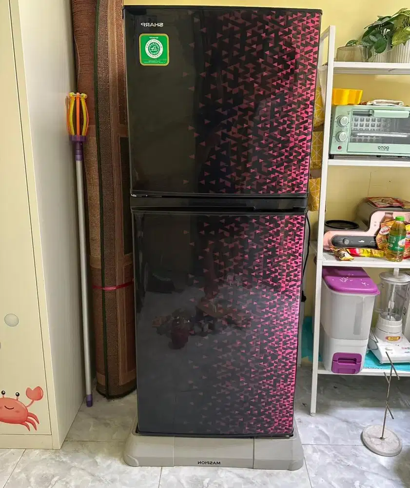 Sharp Kulkas 2 Pintu SJ-236MG-GB SHINE Magneglas Series 187L