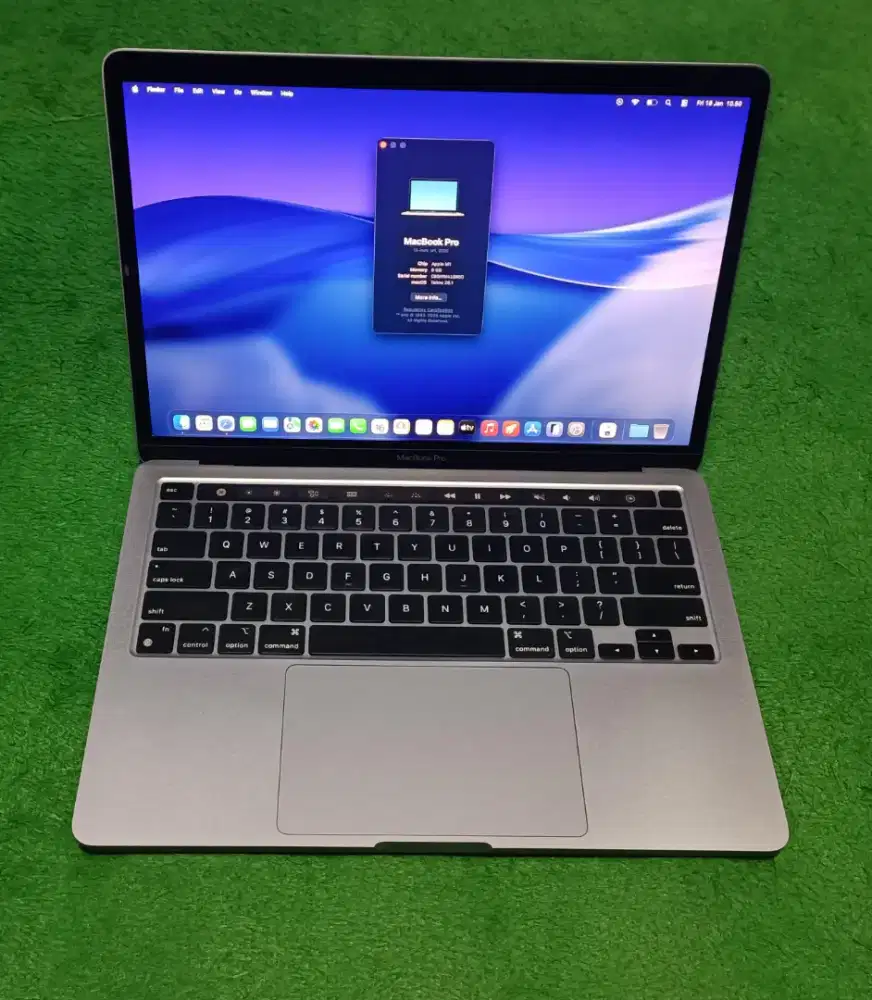 Apple MacBook Pro M1 2020 M1 8/256 Grey Touchbar Mulus Murah