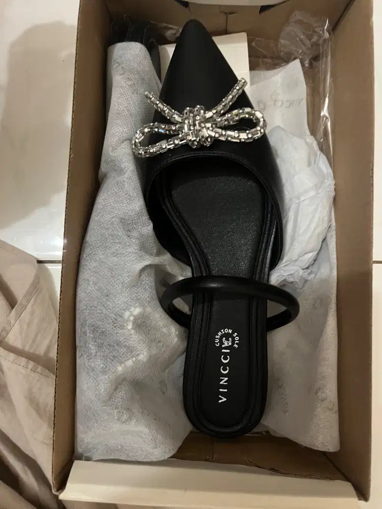 sepatu/sandal new vincci