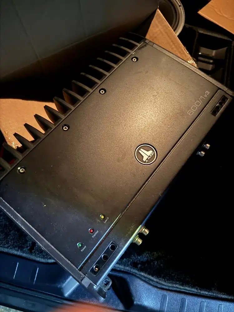 Jl audio slash 600.1