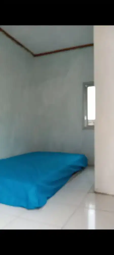 SEWA KOST STRATEGIS KAMAR MANDI DALAM