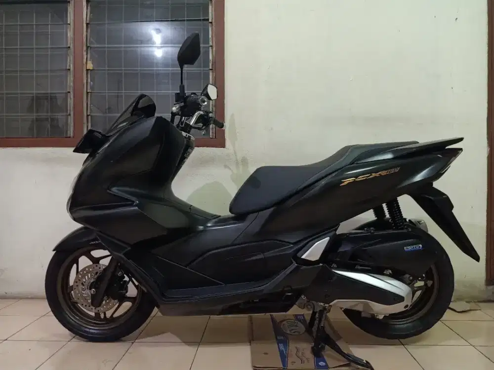 Honda PCX 160 ABS KEYLESS CBS ISS 2023 BL 6 ( GRESS / SPRT BARU)