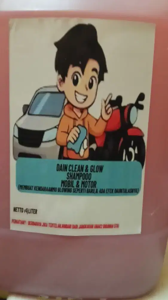 Shampoo mobil dan motor premium bikin glowing dan bersih kendaraanmu