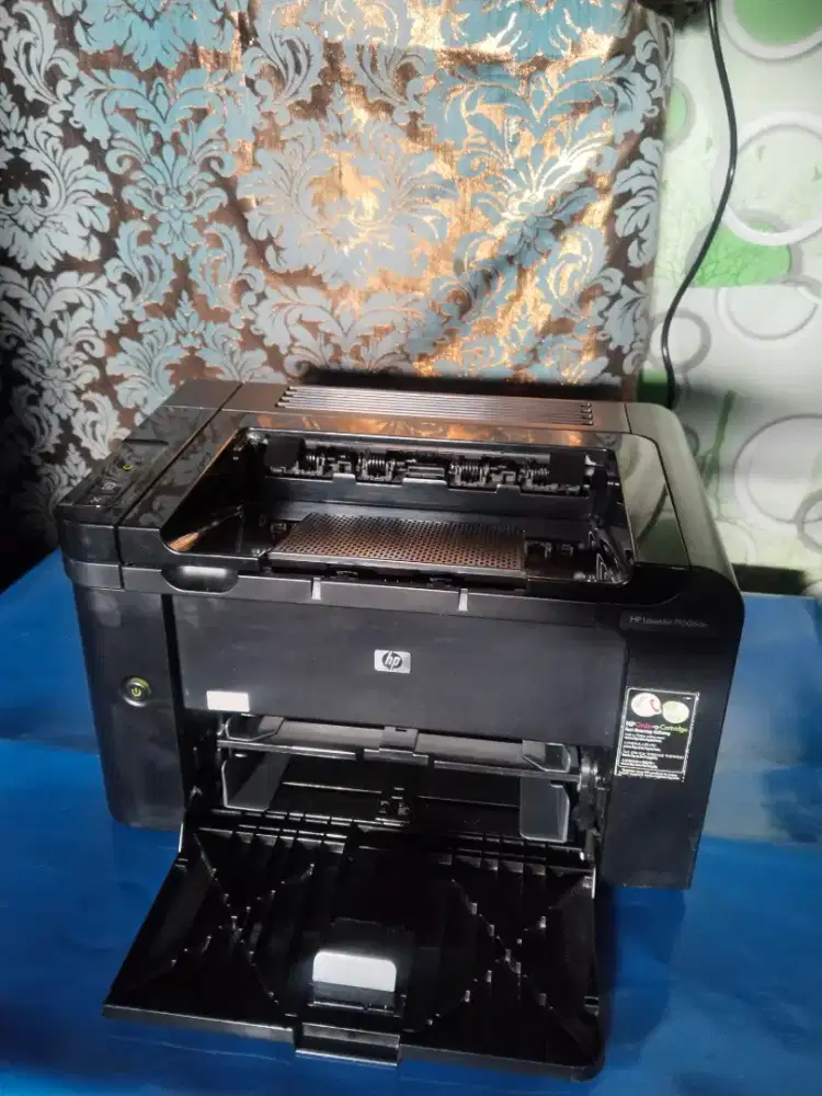 laser jet HP P1606dn