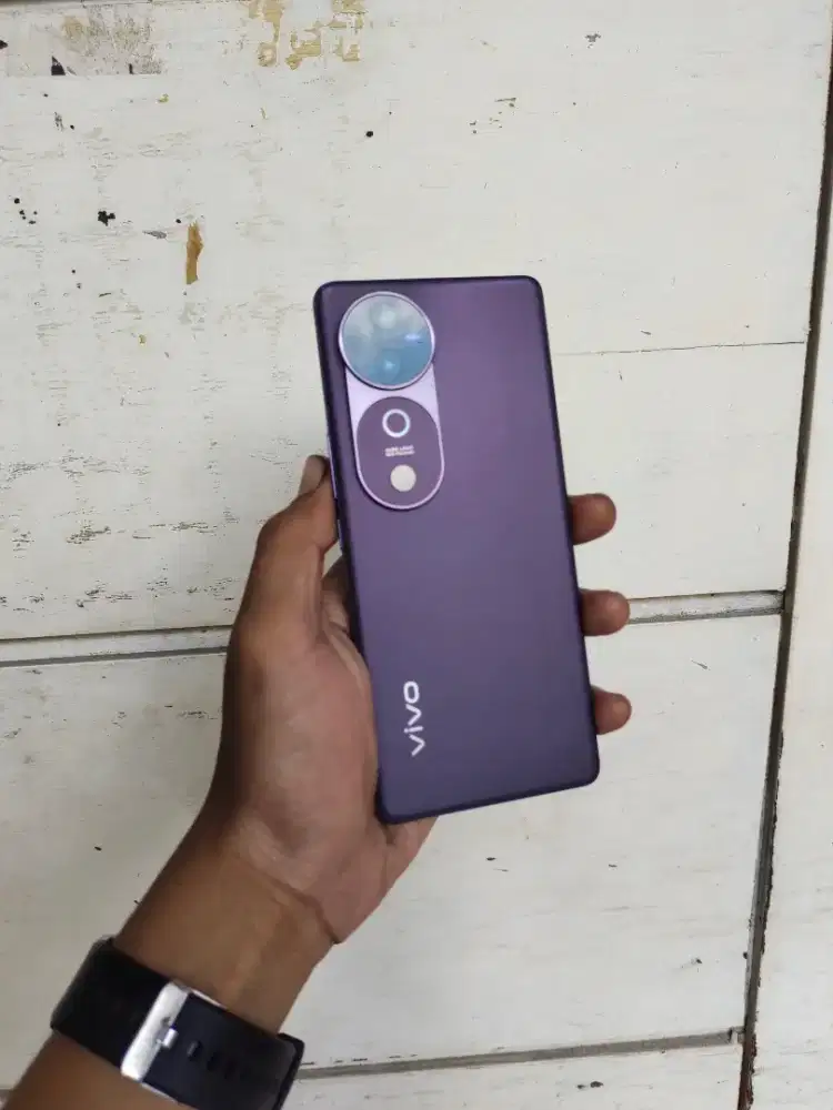 Vivo V40 no minus mulus