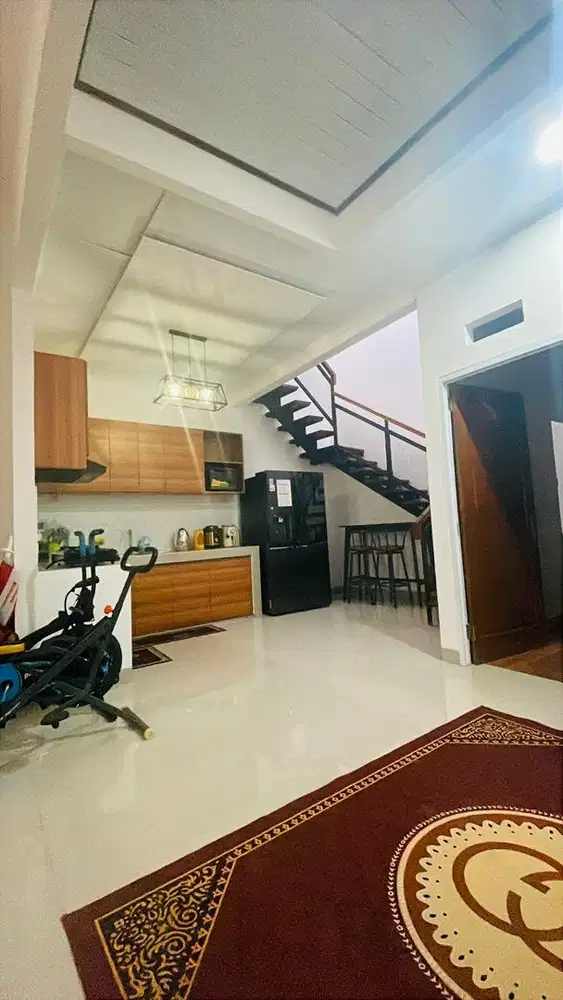 Disewakan Rumah bersih bagus siap huni
