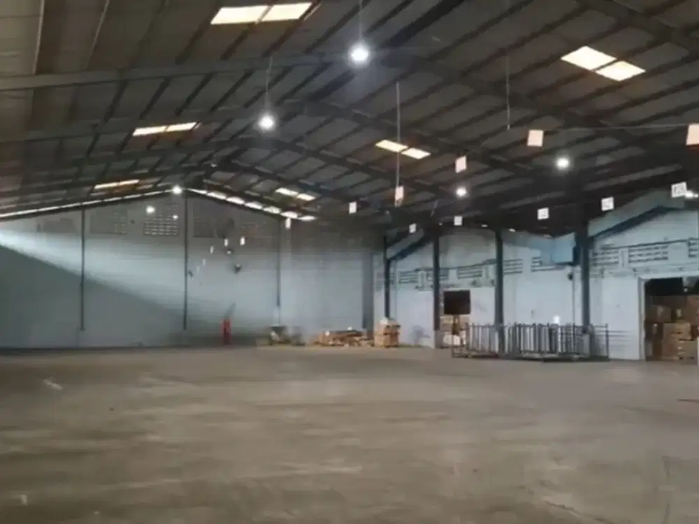 Disewa Gudang Bersama Besar Akses Kontainer 40 Feet Curug Tangerang