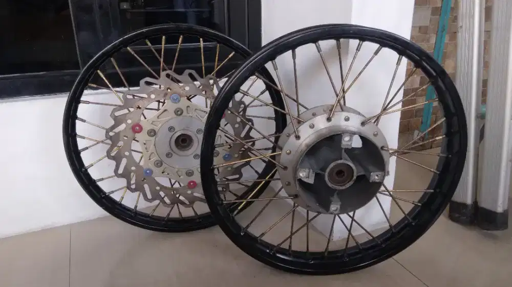 Jual veleg jari2 aatu set