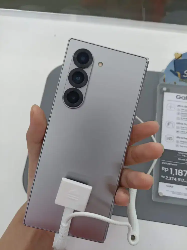 Samsung Galaxy Z Fold 6