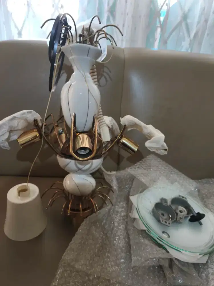 Lampu gantung hias keramik