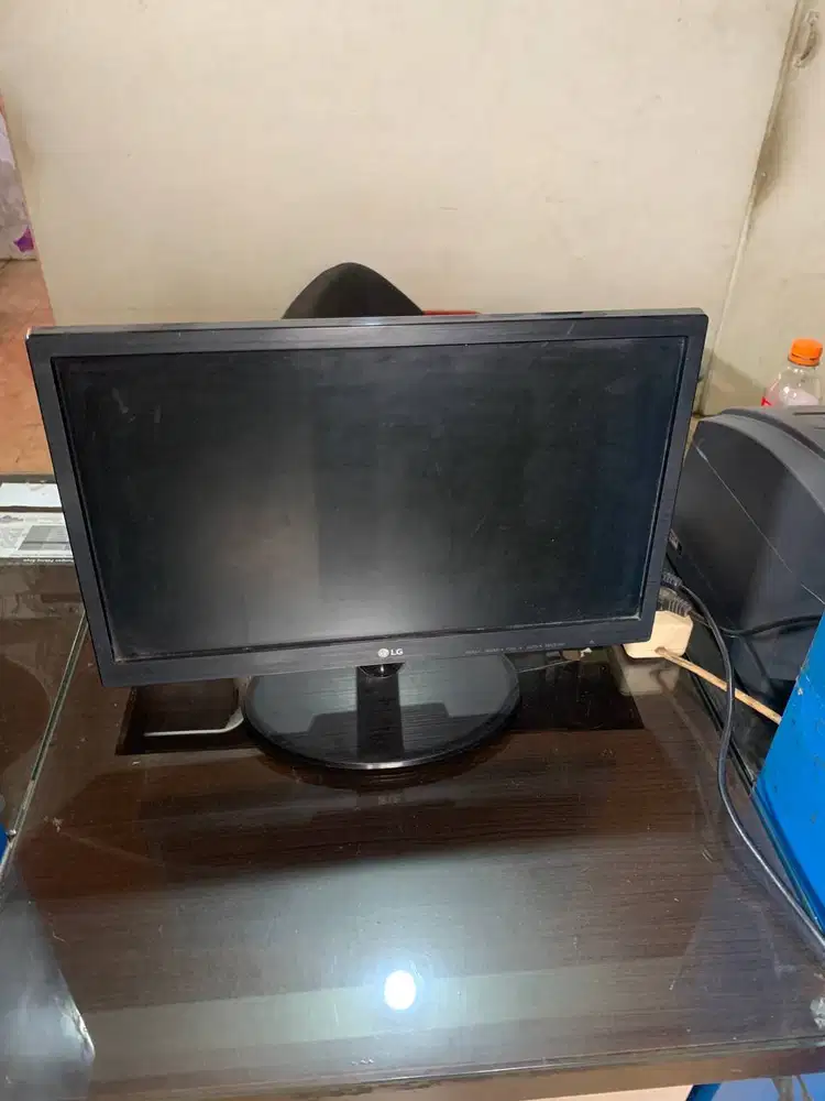 Monitor LG 19 Inch LED 19M38A-B | Normal Siap Pakai