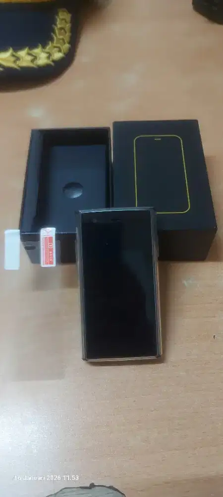 Handphone Soyes Mini Phone S23  Seukuran kartu ATM