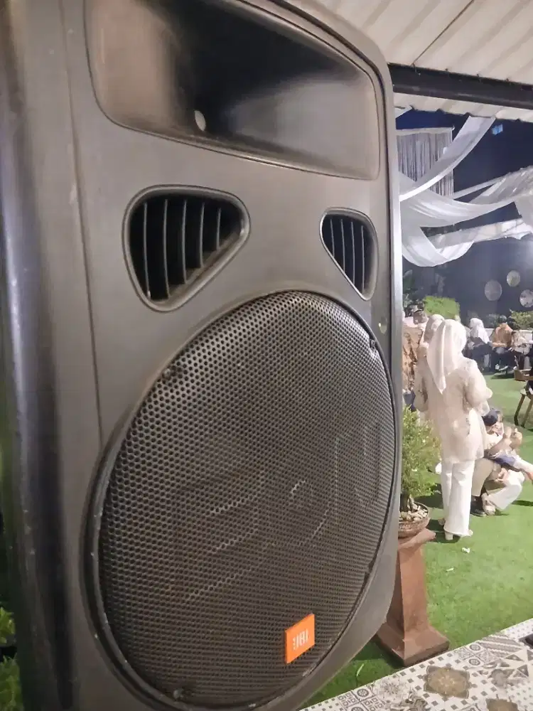 Speaker Aktif JBL EON 15 inc G2