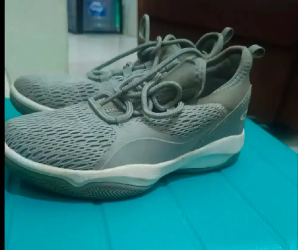 Sepatu anak ukuran uk 2