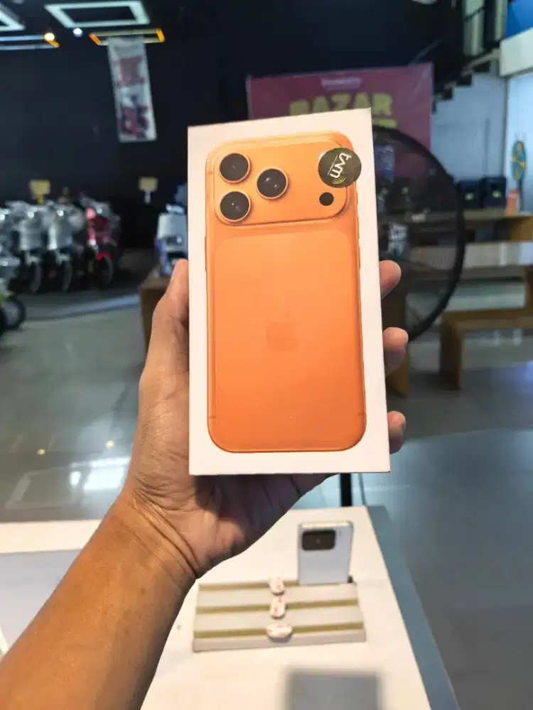 IPHONE 17 PRO MAX 1TB IPHONE 17 PRO MAX ORANGE BARANG LANGKA !!!