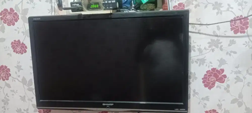 Tv LED Sharp 24 inch bekas