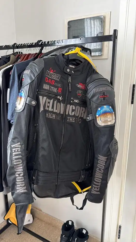 DI JUAL JAKET YELLOWCORN 5119 TITANIUM