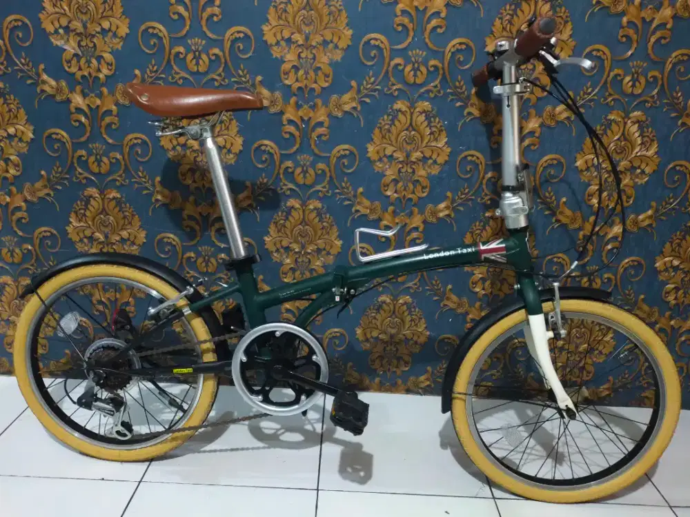 Sepeda london taxi lipat