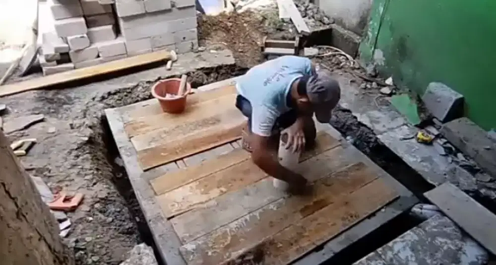 Tukang bangunan cari kerja