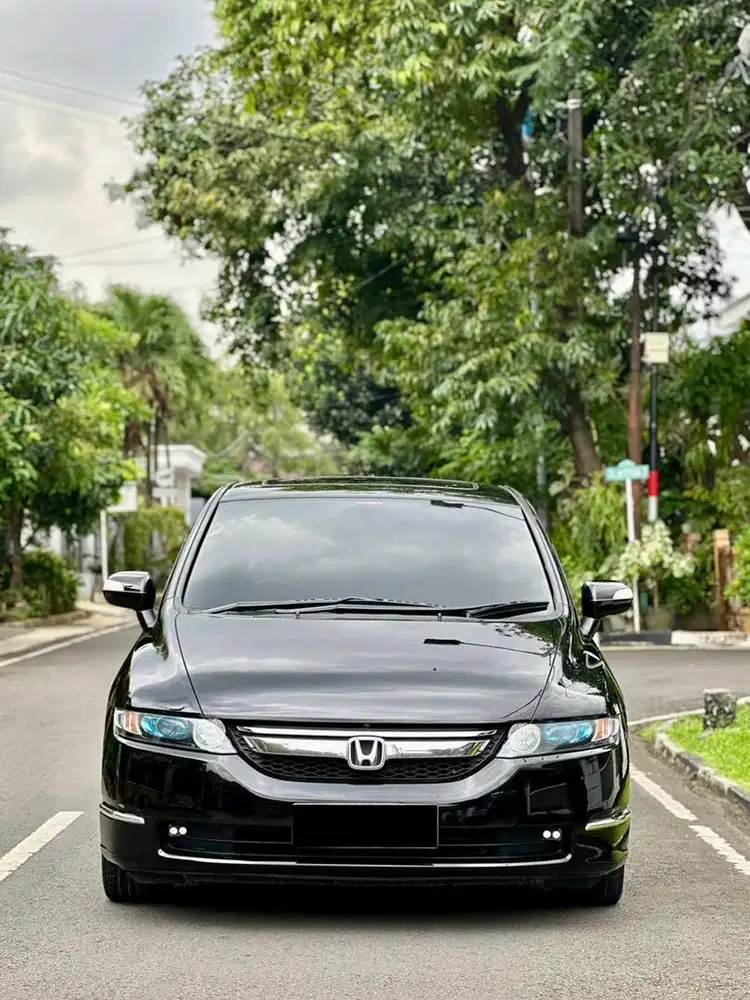 Odyssey 2.4 Prestige L 2008