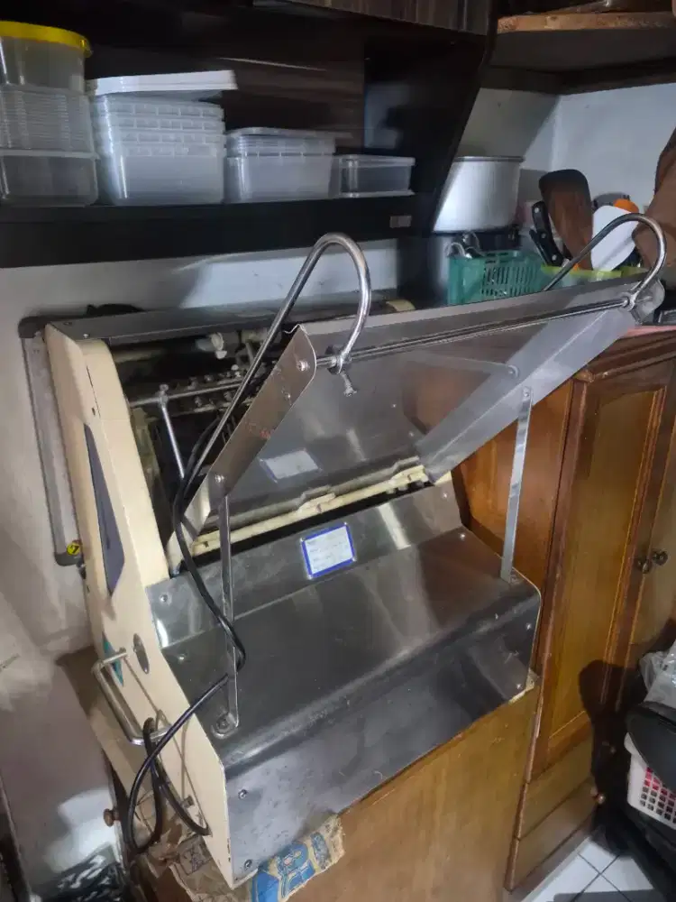 DIJUAL MESIN POTONG ROTI TAWAR – TR 31