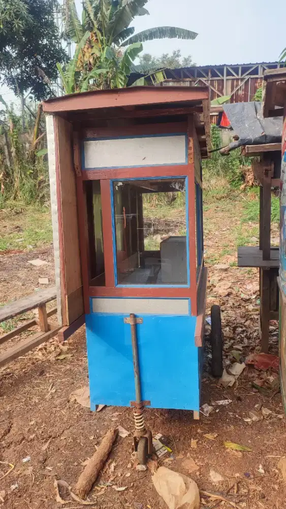 Dijual Gerobak Jualan Tiga Roda