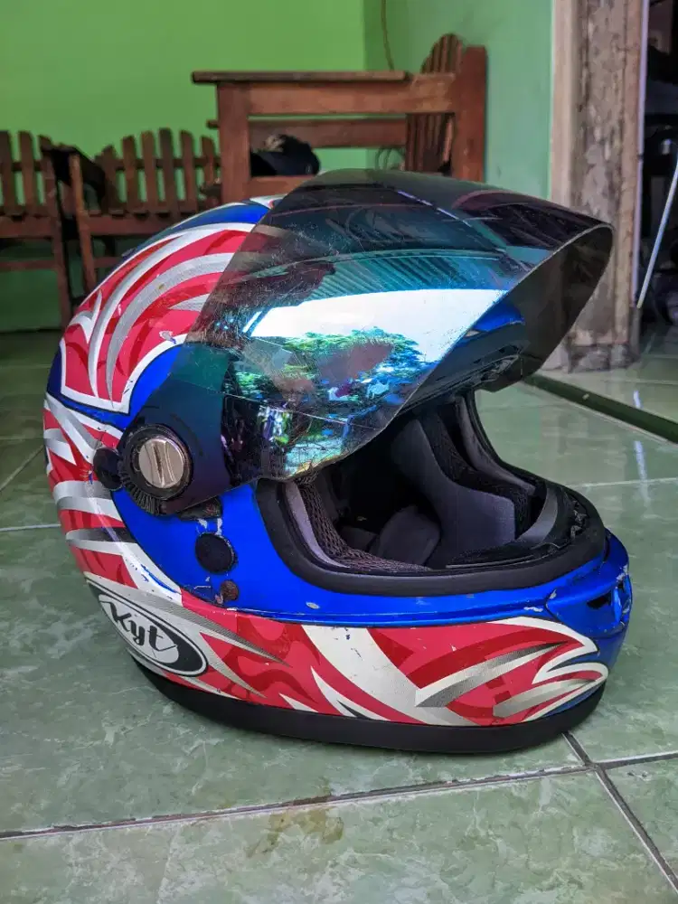 BAHAN Helm KYT B05 X-Speed