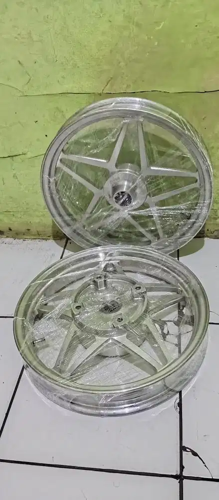 Dijual Cepet Velg VND V speed gen 1 Ring 14 Buat vario 160 ABS