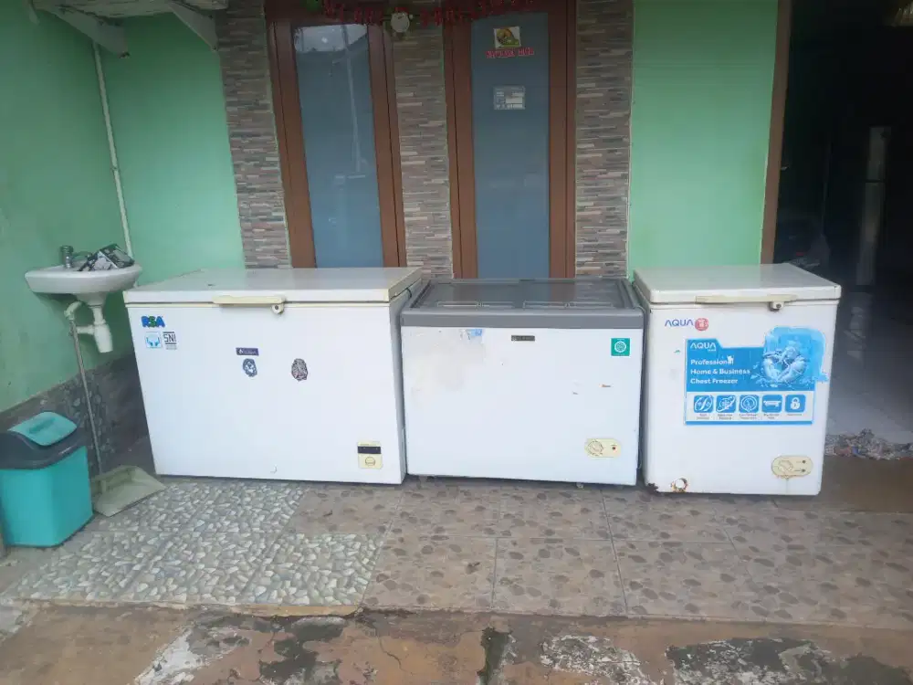 Freezer 4 buah cuci gudang