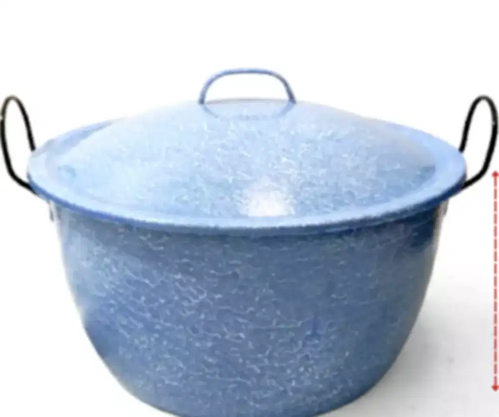 Menyewakan panci - panci, pengorengan untuk masak hajatan