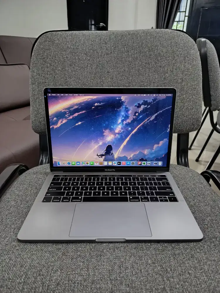MacBook Pro 2018 13 i7/16/512GB