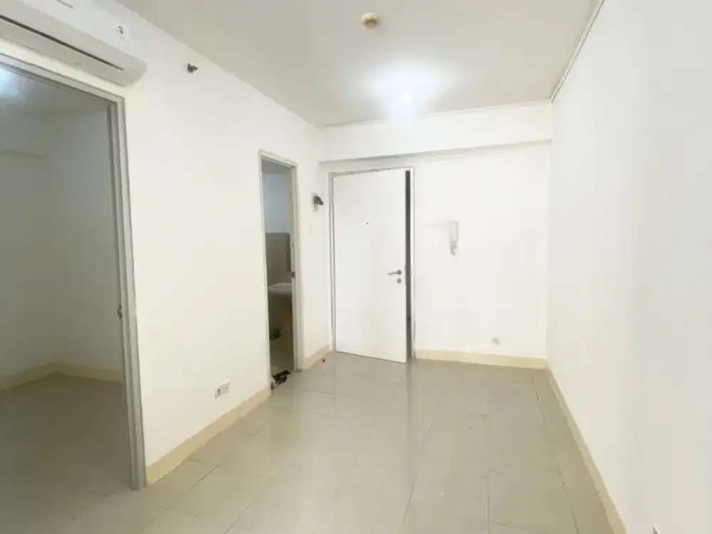 Sewa Apartemen Green Bay Pluit Tipe 2 Kamar Unfurnished View ke Kolam + 2 AC