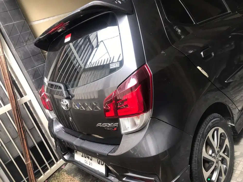 JUAL MOBIL AGYA TRD