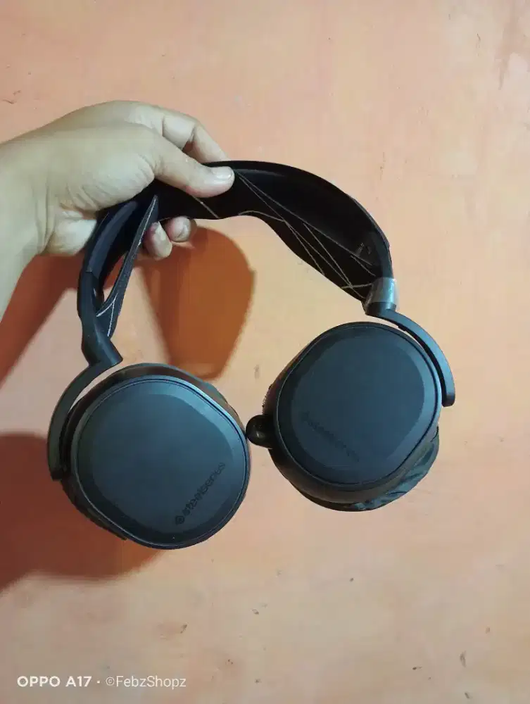 Steelseries Arctis 9 Headset Gaming Suara Mantap with Driver Neodymium