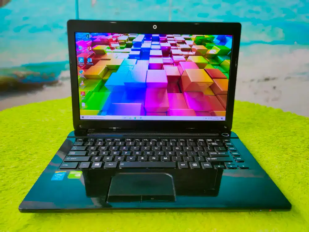 LAPTOP TOSHIBA C40 i5 8GB DOUBLE VGA & PENYIMPANAN RENDER GAME KENCENG