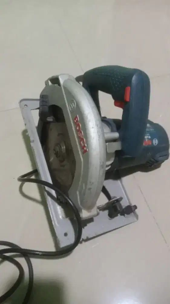 Mesin serkel merek bos