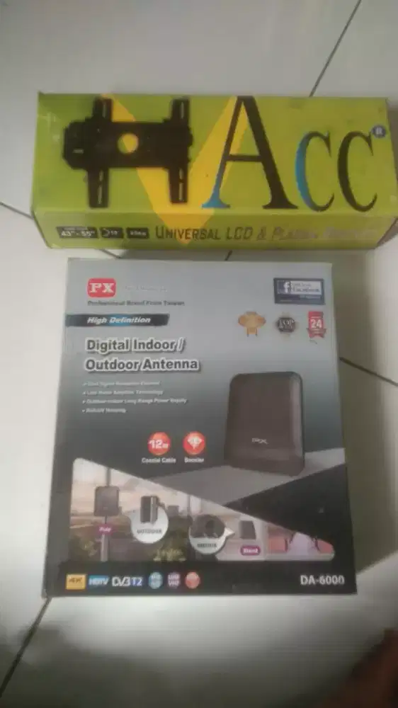 antena plus breket Jual murah hadiah kantor.Baru belum dipake