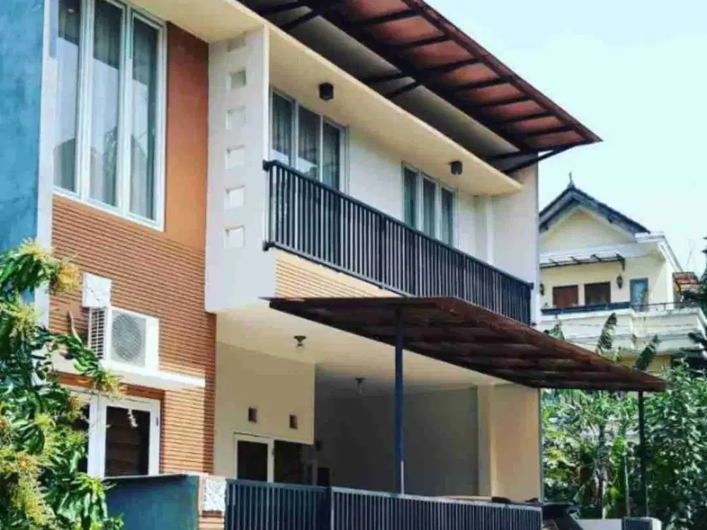 Rumah  Cantik di Komplek Bumi Daya Cinere