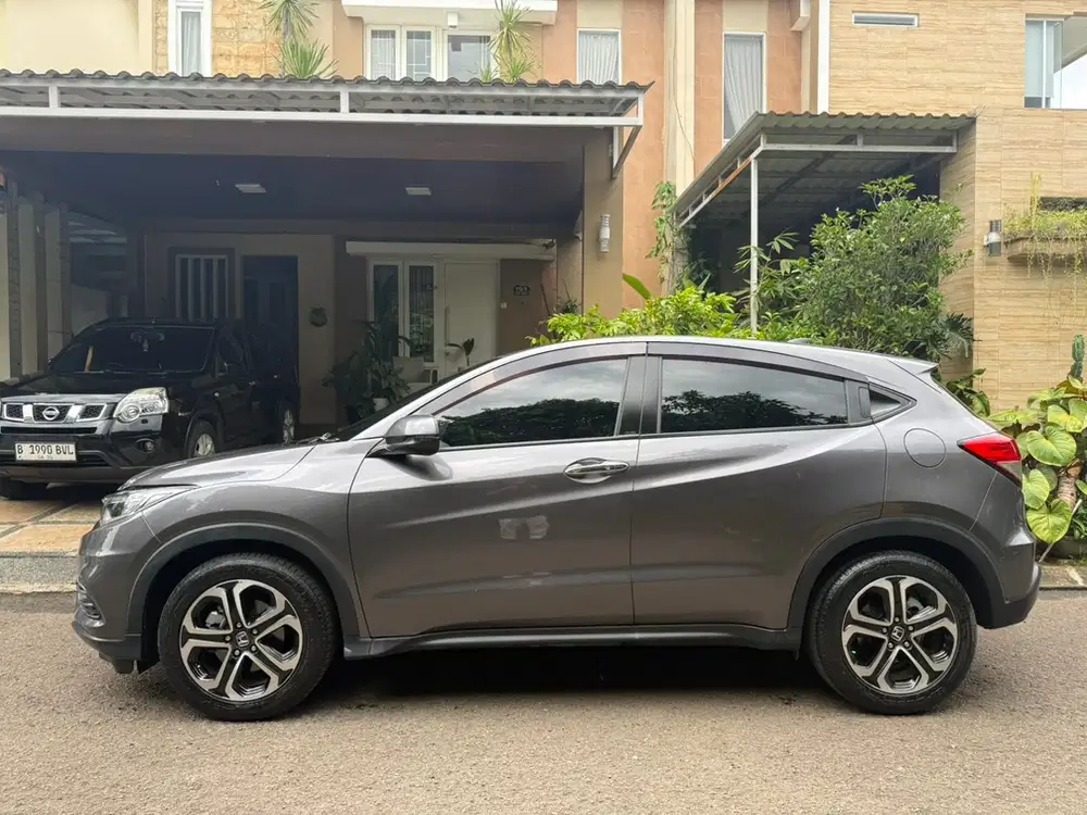 Honda HRV SE 2021 LOW KM