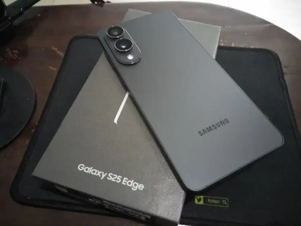 Samsung Galaxy S25 edge 12/512GB Titanium jetblack Fulset mulus