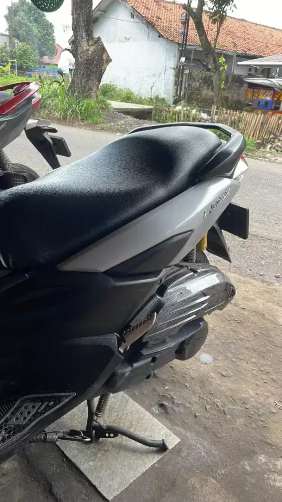 Jual vario 125 2016 pajak hidup km renda