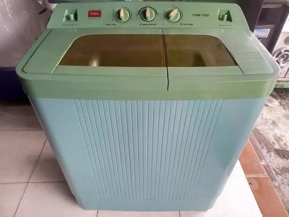 MESIN CUCI TCL 2 TABUNG 7,6KG
