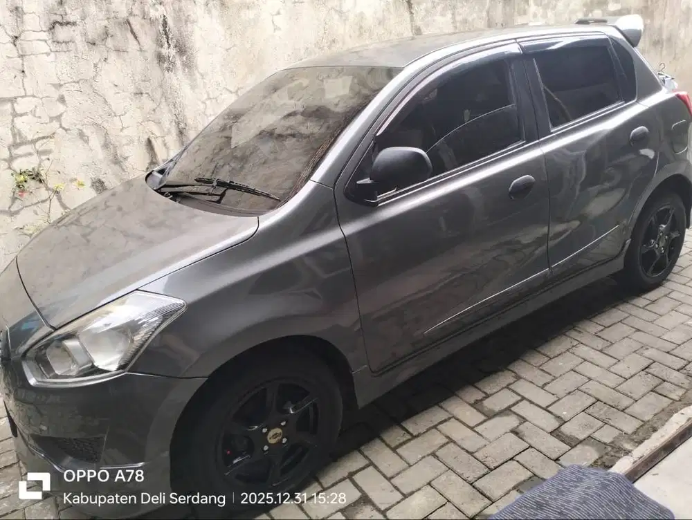 Datsun Go Panca T1.2 M/T Abu Abu Tahun : 2015