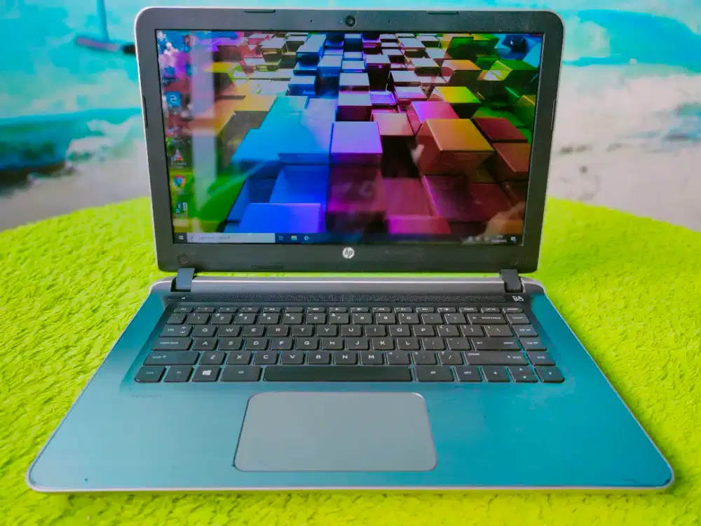 LAPTOP HP 14 A10 SETARA i5 GEN 8 8GB SSD 500GB DOUBLE VGA GAME JOS