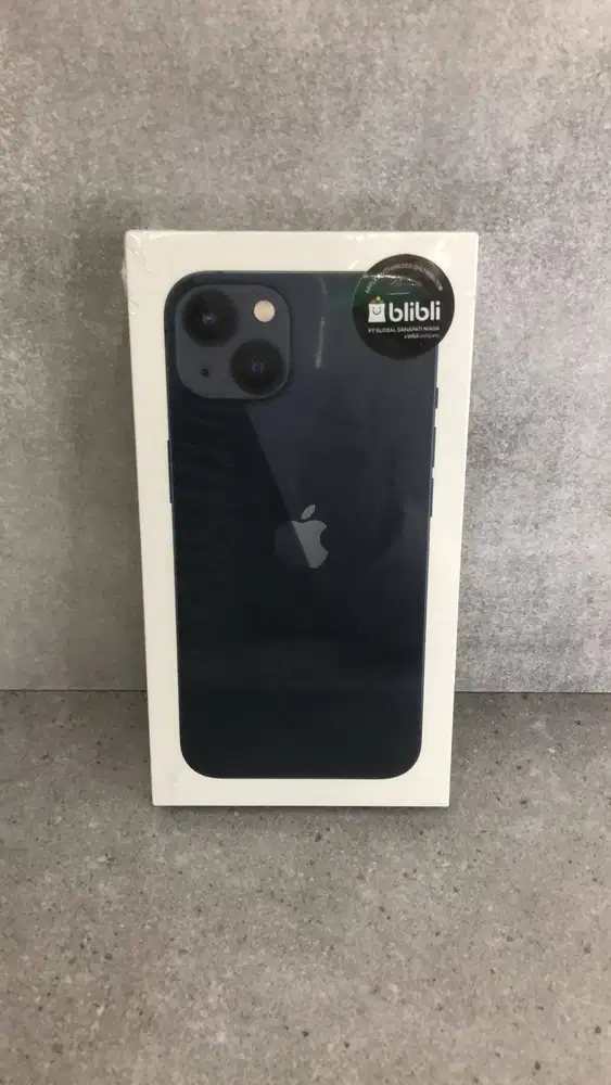 iPhone 13 128GB Midnight Garansi Resmi New Segel