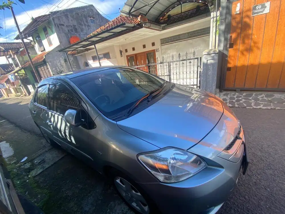 TOYOTA VIOS M/T  2009 G  - TANGAN PERTAMA TERAWAT PAJAK PANJANG