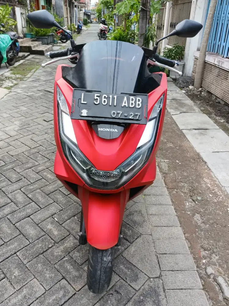 Pcx cbs 2022 km 31 rb kondisi sgt bagus siap pakai ful ori