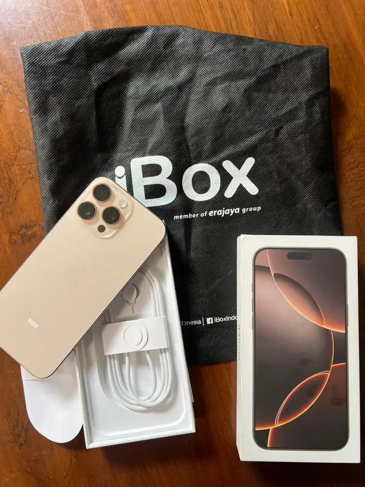 Iphone 16 pro max 256GB ibox garansi junuari 2027 baterai 100% 18 juta