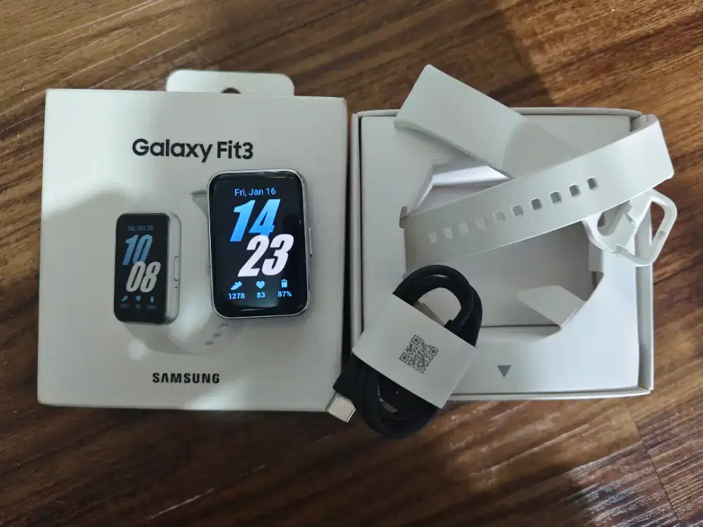 Galaxy Fit3 smart watch