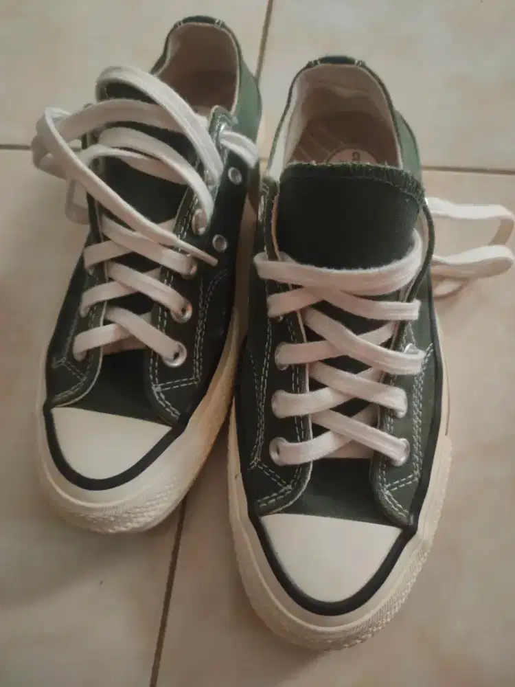 Sepatu converse